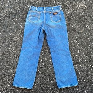 Vintage Wrangler jeans size 34x30 straight leg 80s